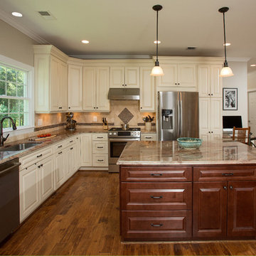Spacious Mother In Law Suite Addition Plus a Four Car Garage in Centreville, VA