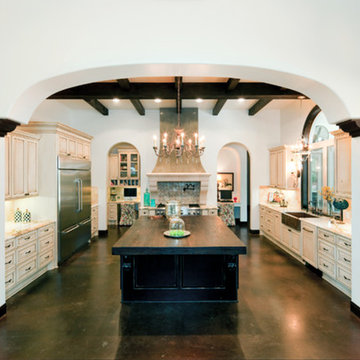 Spanish Kitchen - 2012 Design Excellence Award Winner