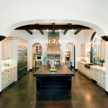 Spanish Kitchen - 2012 Design Excellence Award Winner