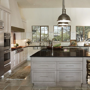 Spanish Transitional - Kitchen www.hryanstudio.com