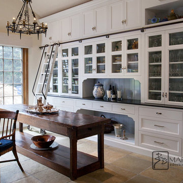 Spanish White Mediterranean