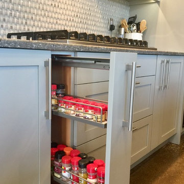 Spice pull out storage