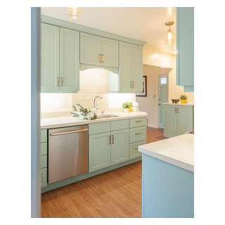 Spring Inspired Kitchen Remodel Custom Kitchens By John Wilkins Inc Img~3751ab6f08ee5123 9480 1 91074c0 W320 H320 B1 P10 