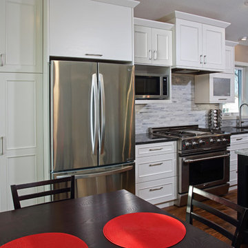 Stainless Appliances and Ample Storage