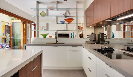 Room of the Week: A Well-Connected Mid-Century Kitchen