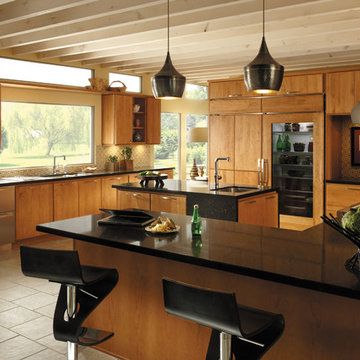 StarMark Cabinetry Kitchen in Cherry finished with Harvest