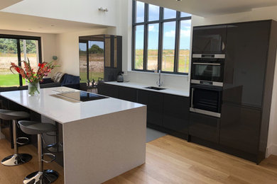 Photo of a modern kitchen in Dorset.