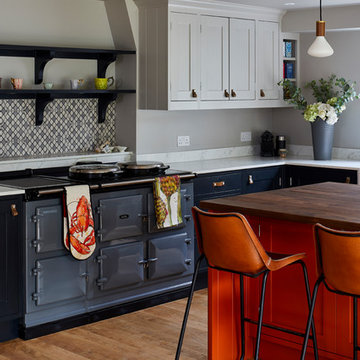 Stunning Painted Shaker
