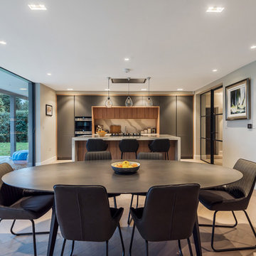 Stylish Comtemporary Kitchen