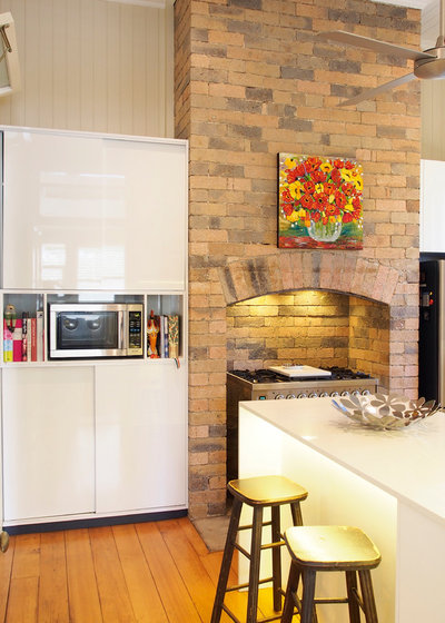 Modern Kitchen by KBK - Custom Kitchens Designers based in Brisbane