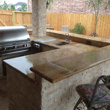 Summer Kitchen with Grill and Sink