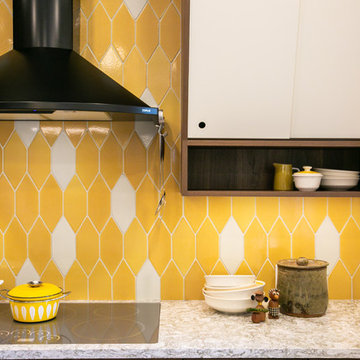 Sunny Yellow Backsplash Tile in Hex Pattern