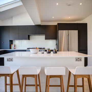 Super smooth modern kitchen with island seating