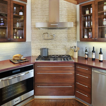 Sustainable Contempory/Ranch Kitchen