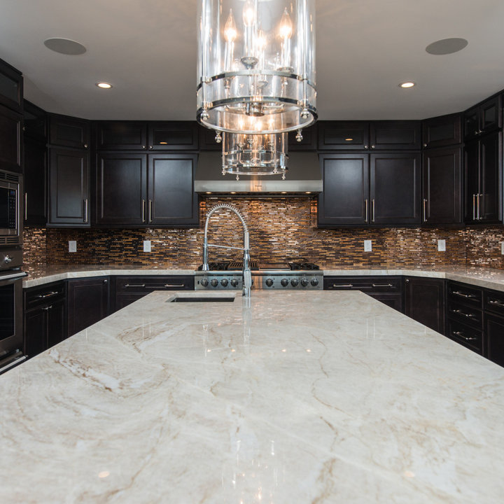 Taj Mahal Quartzite Countertop - Photos & Ideas | Houzz