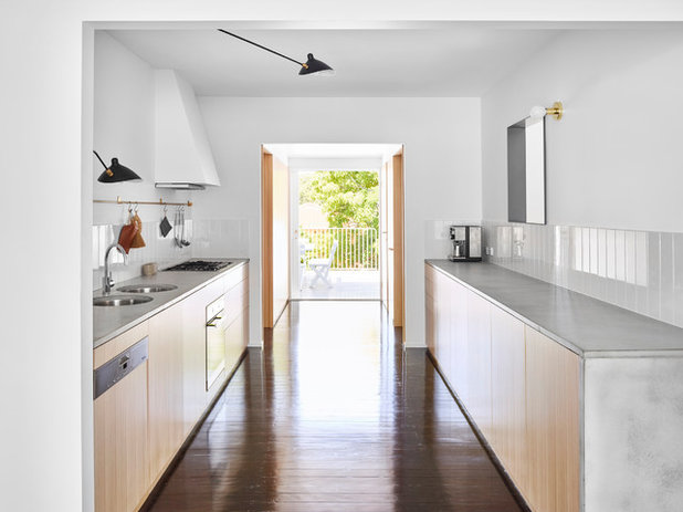 Contemporary Kitchen by zuzana&nicholas architects