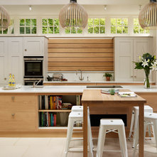 Transitional Kitchen by Kitchen Architecture Ltd