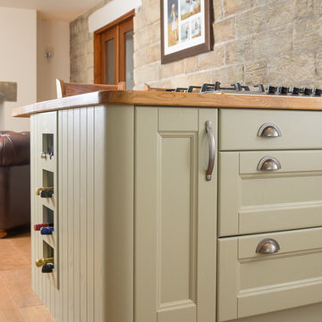 Tempt yourself into the ultimate country kitchen with classic design and colours