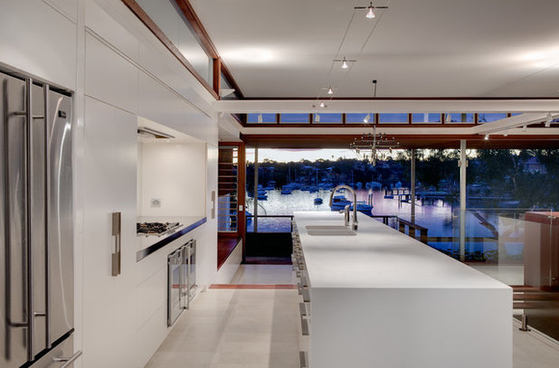 Modern Küche by CplusC Architects + Builders