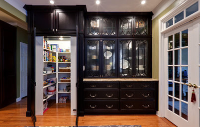 Top 6 Hardware Styles for Raised-Panel Kitchen Cabinets