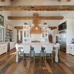 https://www.houzz.com/photos/texas-hill-country-reclaimed-resort-farmhouse-kitchen-austin-phvw-vp~116730145