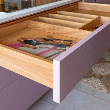 The Albert Bridge Kitchen