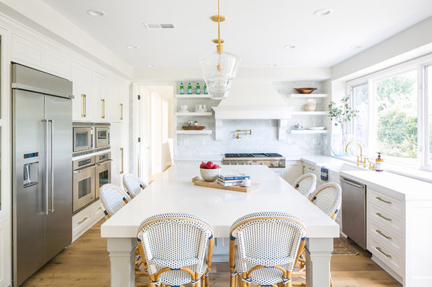 Beach Style Kitchen by Rosewood Interiors