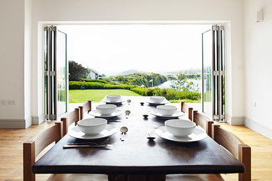 Design ideas for a medium sized classic dining room in Devon.