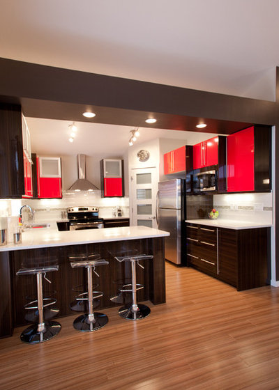 Contemporary Kitchen by Galko Homes