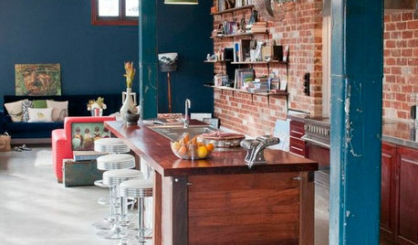 Houzz Tour: Salvaged Finds Add Soul to a Western Australian New Build