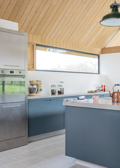 Contemporary Kök by Sustainable Kitchens