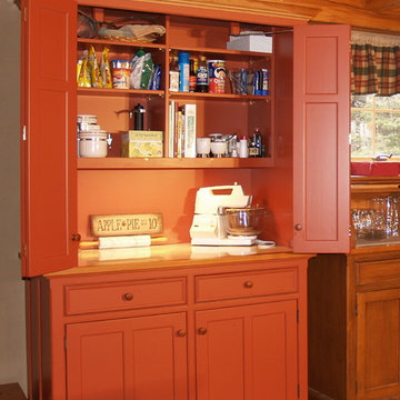 The Working Pantry / Baking Center