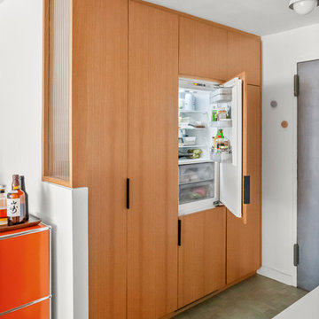 THIS 44-SQUARE-FOOT KITCHEN IS SIMPLY GRAND (SWEETEN)