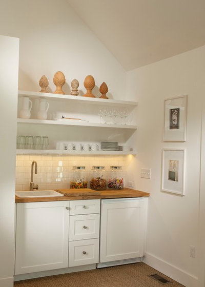 Modern Kitchen by Tiffany Farha Design