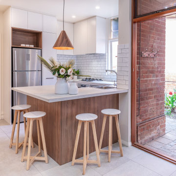 Timber & White Contemporary Compact Kitchen