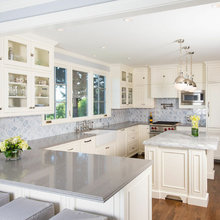 Same counters.  Love stools.