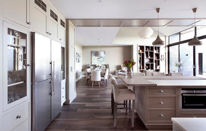Houzz Tour: An Airy Farmhouse With a Show-stopping Kitchen-diner