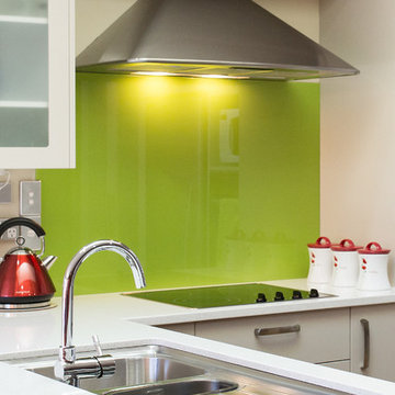 Touchtex Pavement Kitchen with Green Splashback