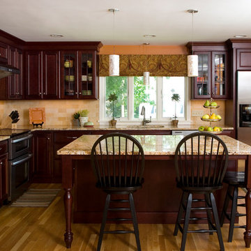 Traditional Cherry Kitchen