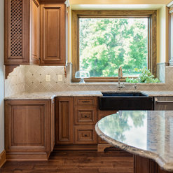 Classic Kitchens Design Studio Leawood Ks Us 66206 Houzz