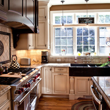 Traditional Country Kitchen