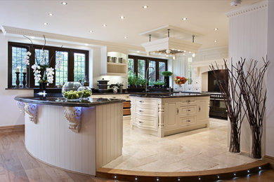 This is an example of a classic kitchen in Gloucestershire.