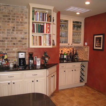 Traditional Formal Dining Room, Bar  & Kitchen, Austin TX
