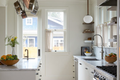 Inspiration for a victorian kitchen remodel in Portland