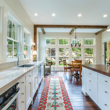 Traditional Great Room Kitchen & Pantry