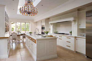Traditional Hand Painted Kitchen, English Classic style