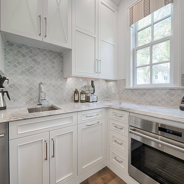Traditional Kitchen Cabinetry with Casual Appeal