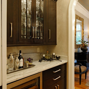 Traditional kitchen photos - Kitchen - traditional kitchen idea in DC Metro