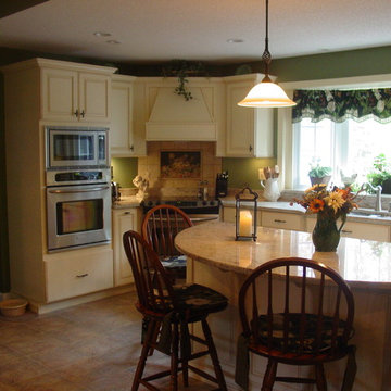 Traditional Kitchen in Amherst, NH