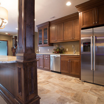 Traditional Kitchen in East Sioux Falls, South Dakota